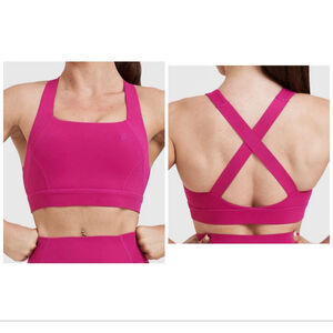 NWT Oner Active Everyday Sports Bra Fuchsia Pink- Size Small